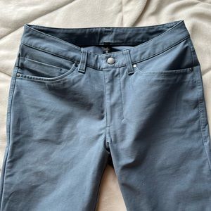 Men’s Lululemon dress pants, 28